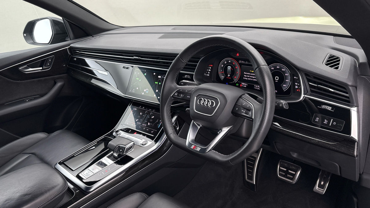 Audi Q8 Image 5