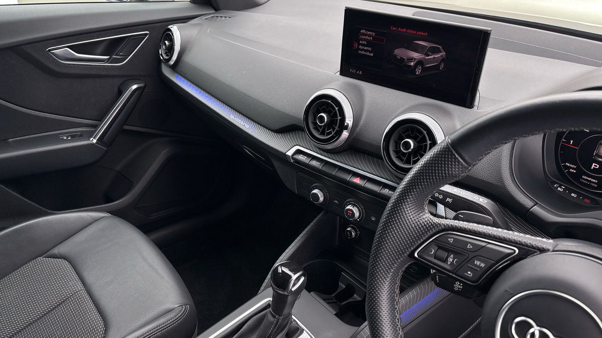 Audi Q2 Image 24