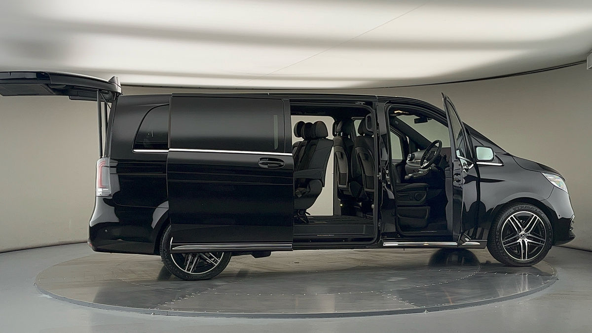 More views of Mercedes-Benz V Class