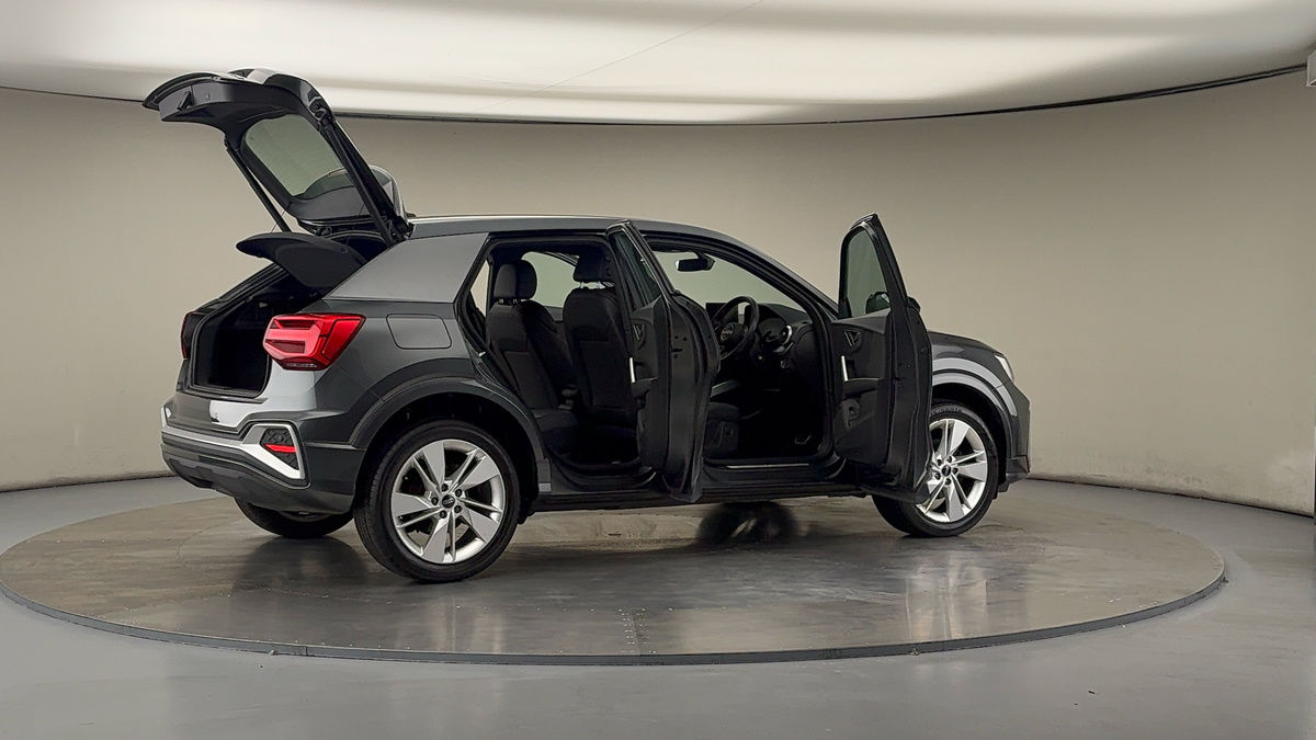 More views of Audi Q2
