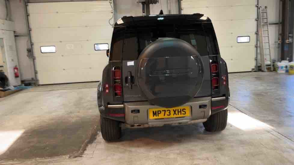 More views of Land Rover Defender 110