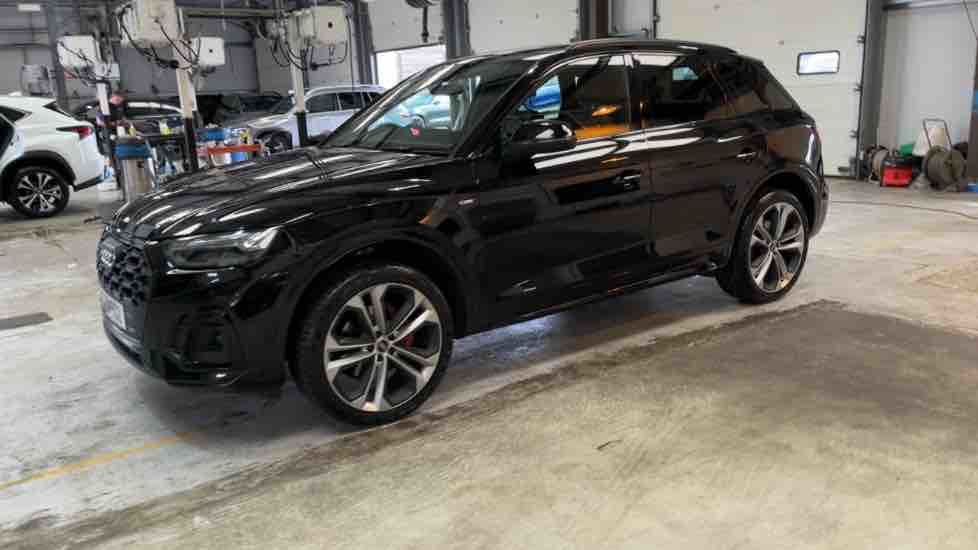 More views of Audi Q5
