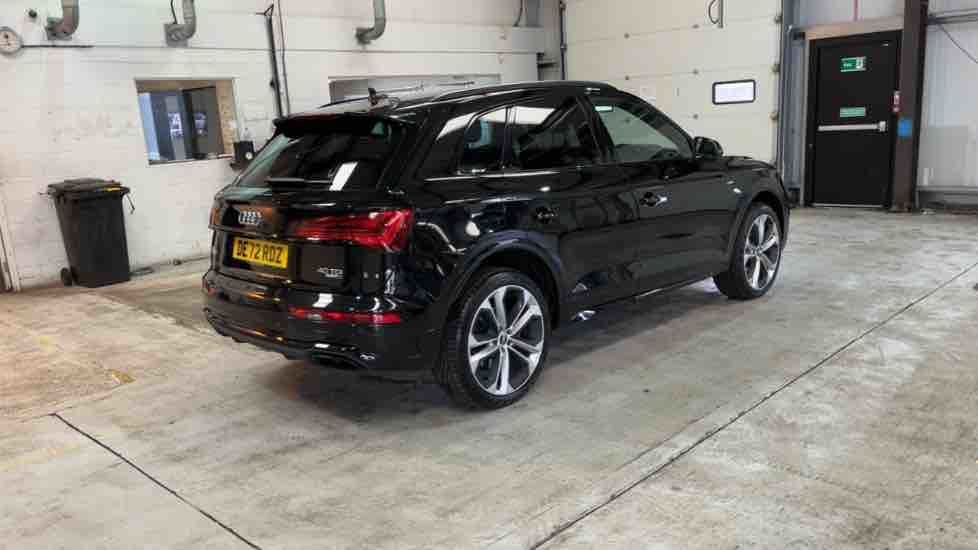 More views of Audi Q5
