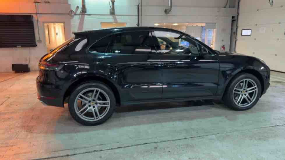 More views of Porsche Macan