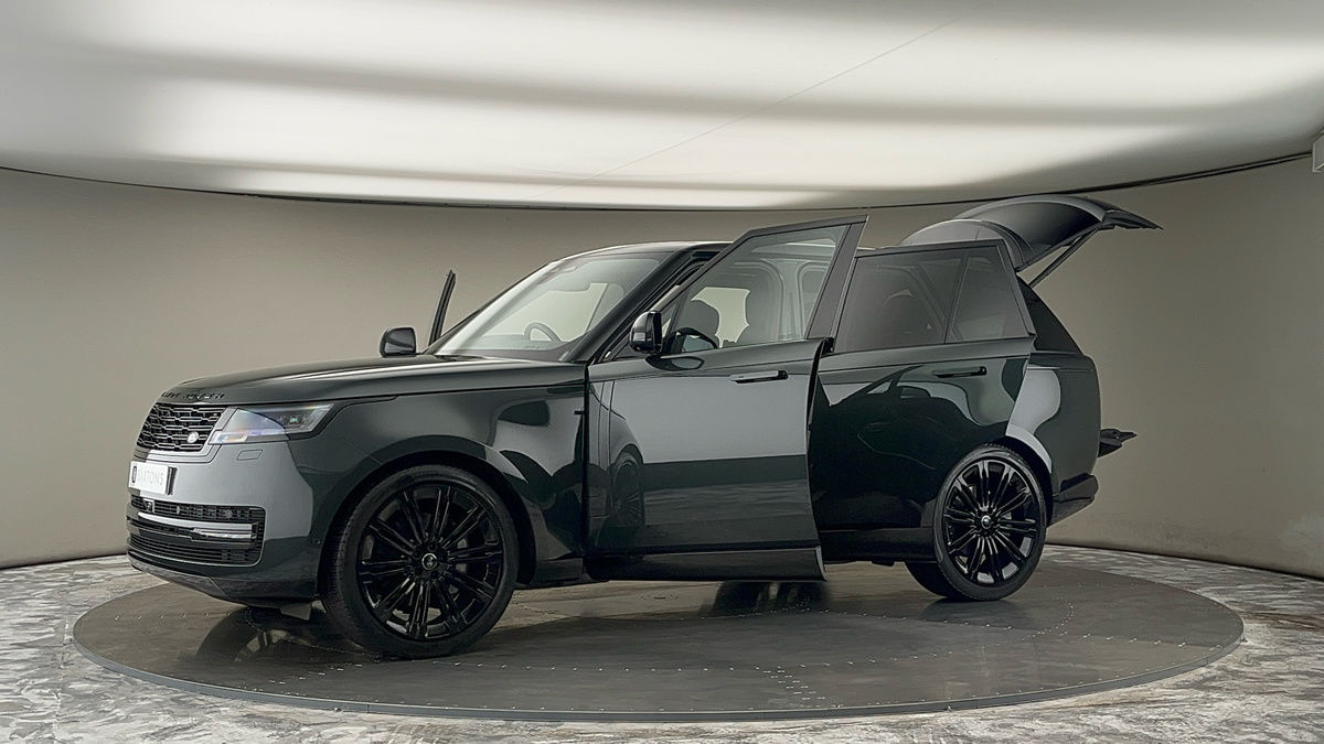 More views of Land Rover Range Rover