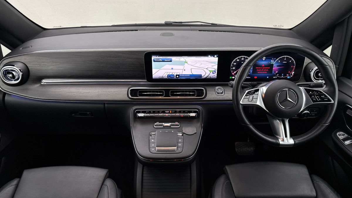 Mercedes-Benz V Class Image 12