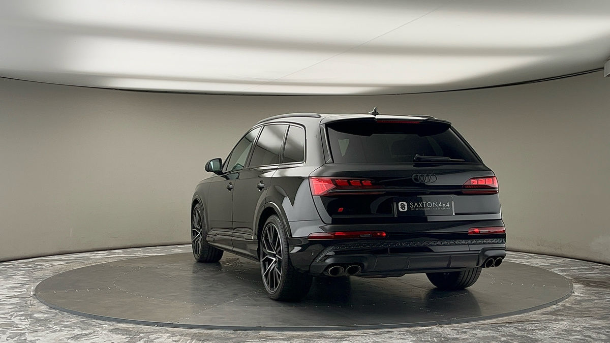 More views of Audi SQ7