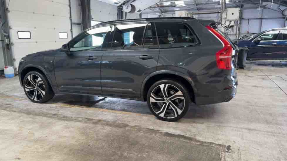 More views of Volvo XC90