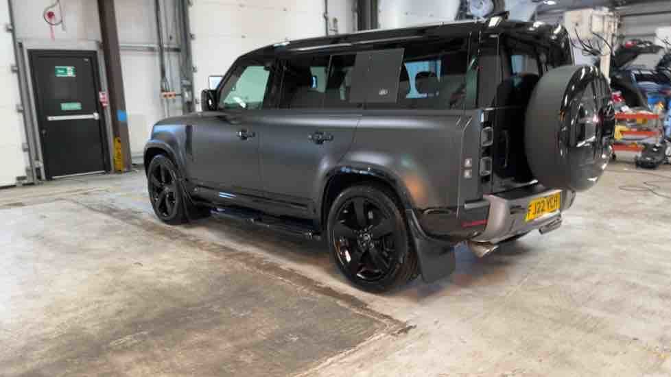 More views of Land Rover Defender 110