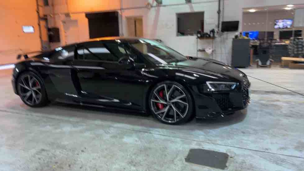 More views of Audi R8