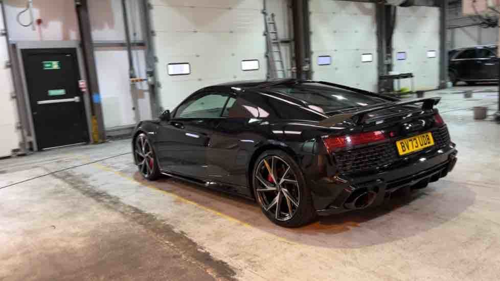 More views of Audi R8