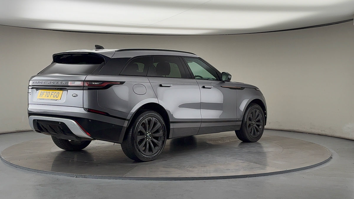 Land Rover Range Rover Velar Image 21