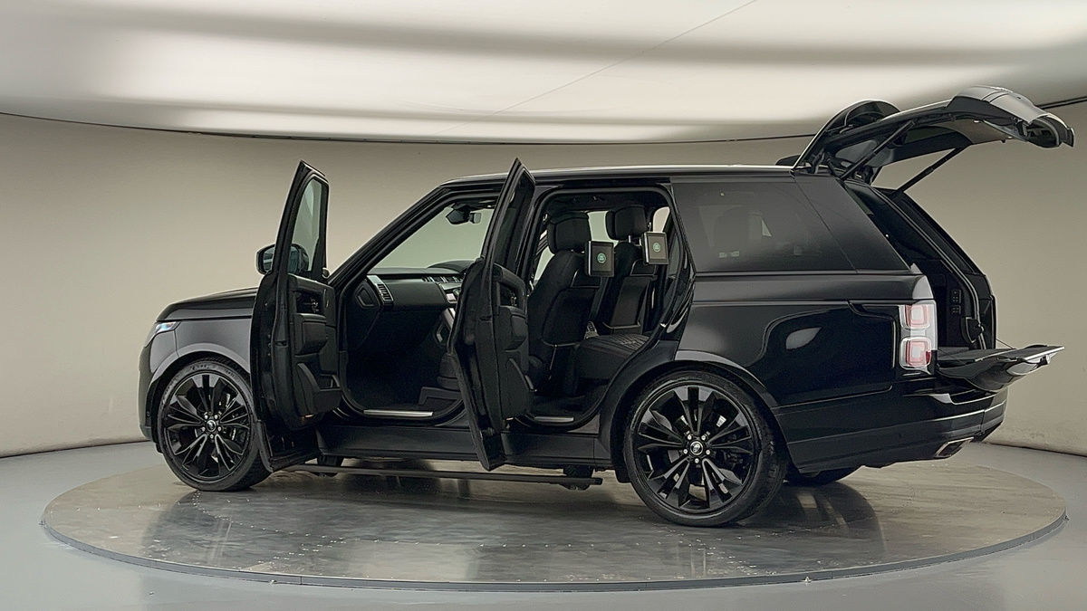 More views of Land Rover Range Rover