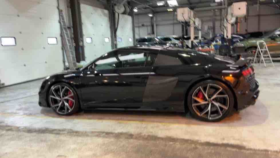 More views of Audi R8