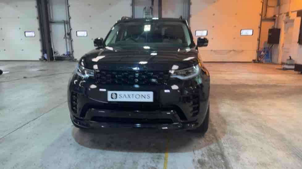 More views of Land Rover Discovery