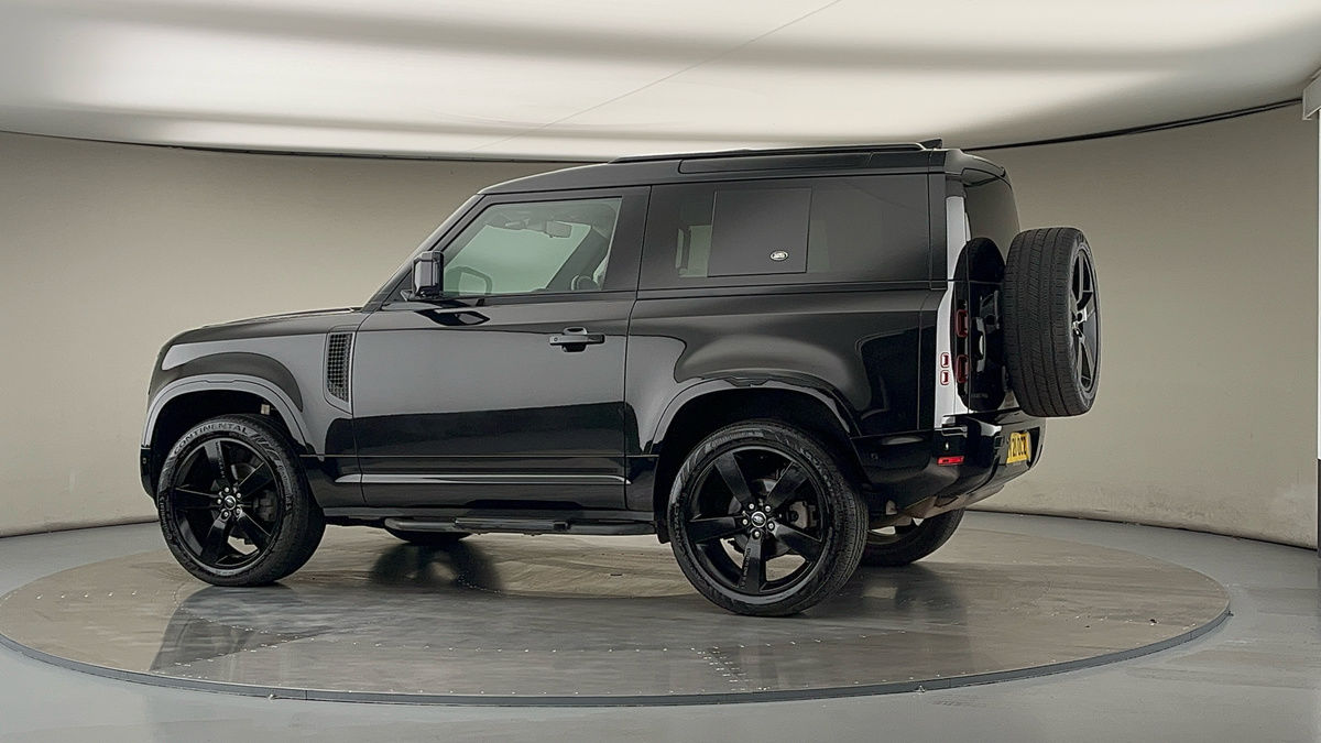 More views of Land Rover Defender 90