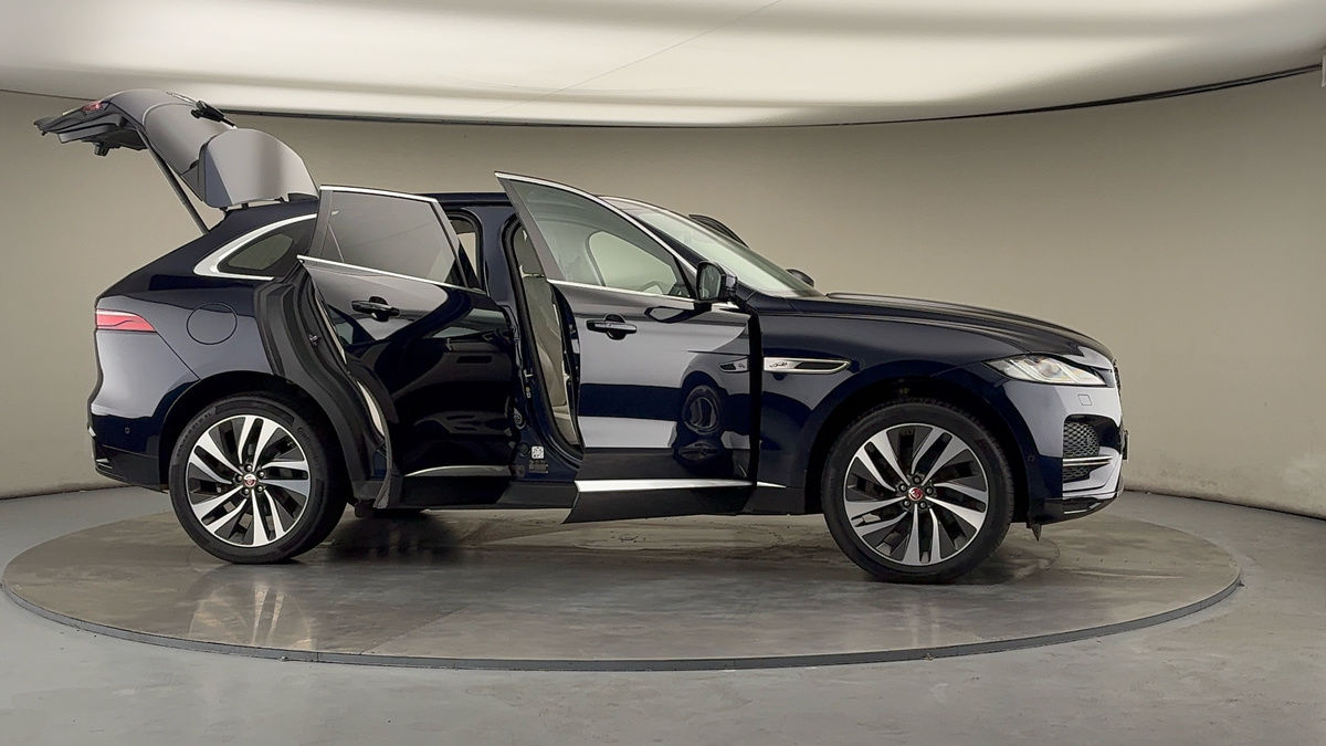 More views of Jaguar F-PACE