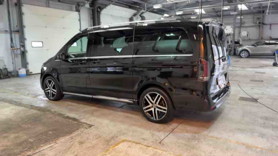 More views of Mercedes-Benz V Class