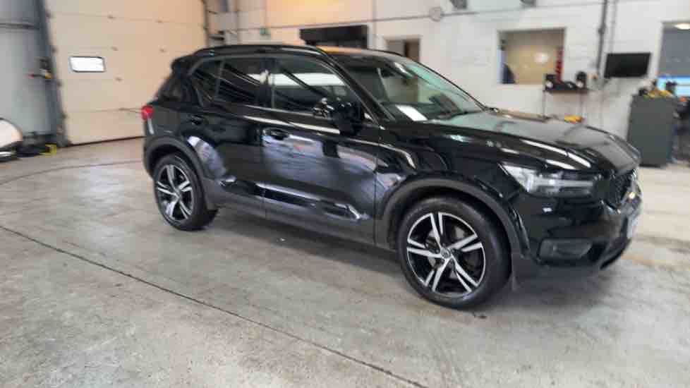 More views of Volvo XC40