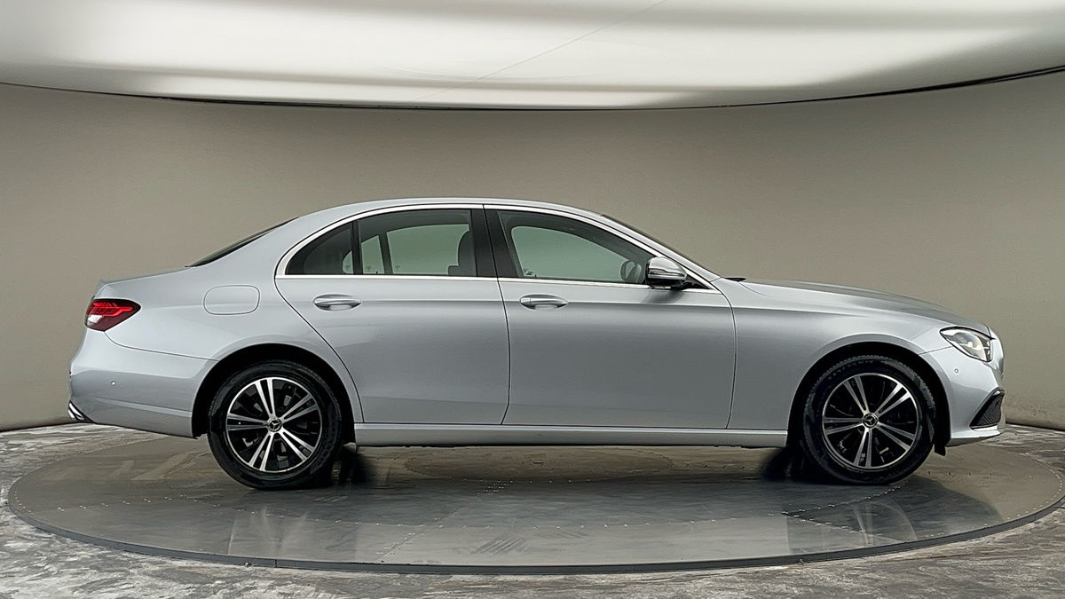 Mercedes-Benz E Class Image 16