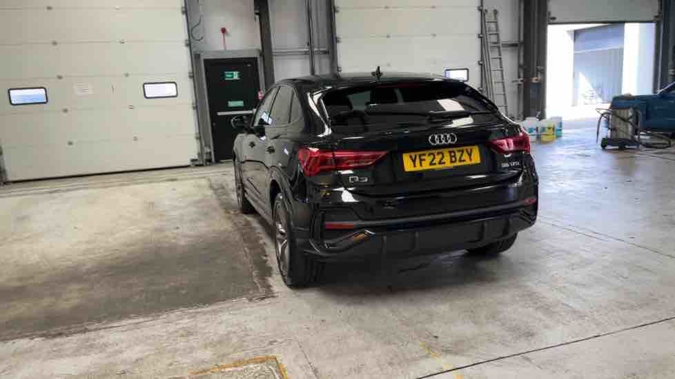 More views of Audi Q3