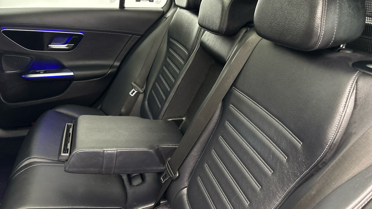 Mercedes-Benz C Class Image 9