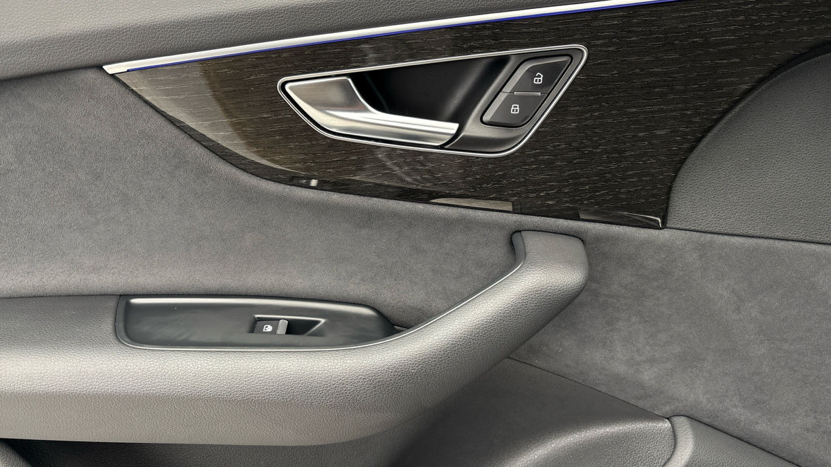 Audi Q7 Image 19