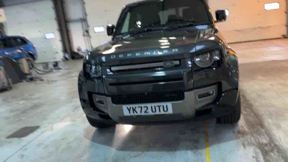 More views of Land Rover Defender 110