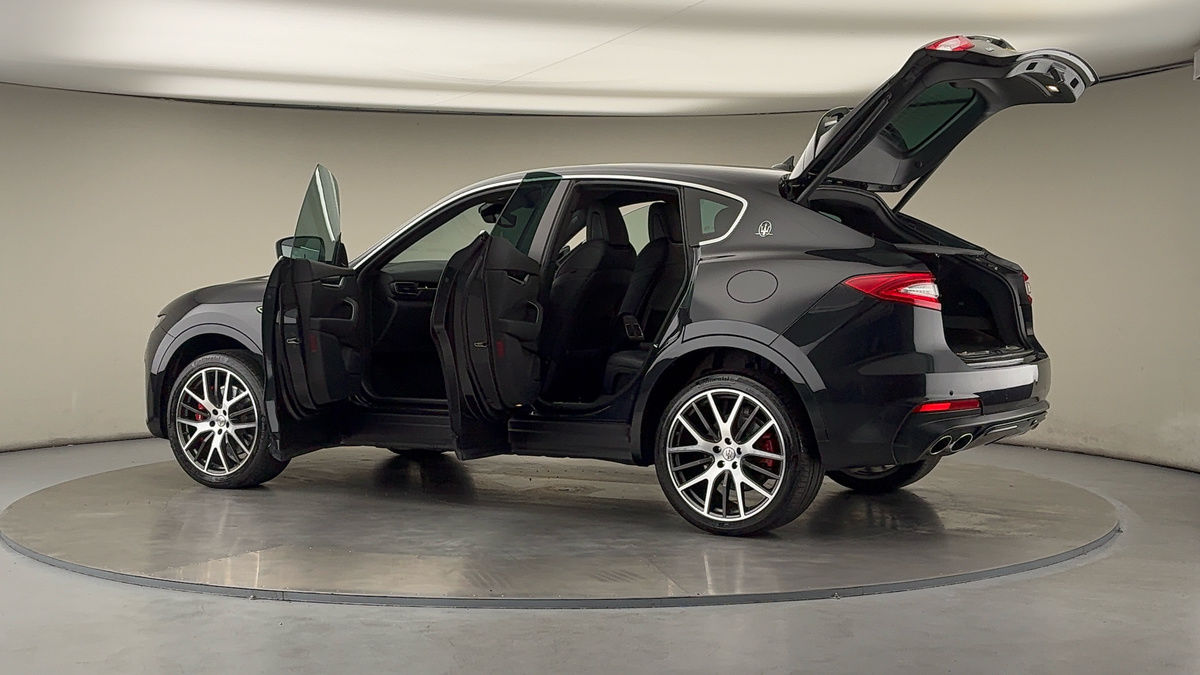 More views of Maserati Levante