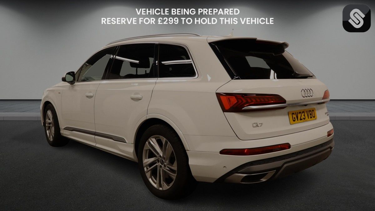 Audi Q7 Image 3