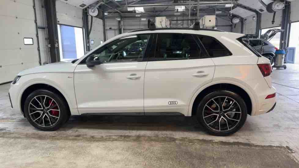More views of Audi Q5