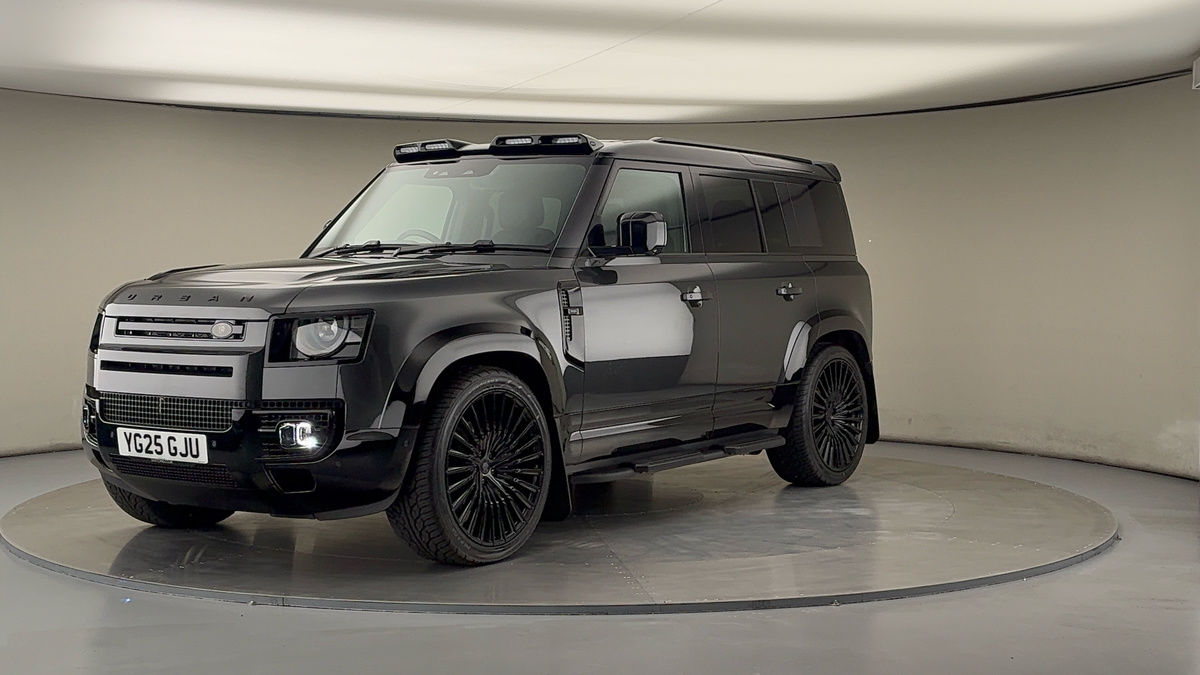 More views of Land Rover Defender 110