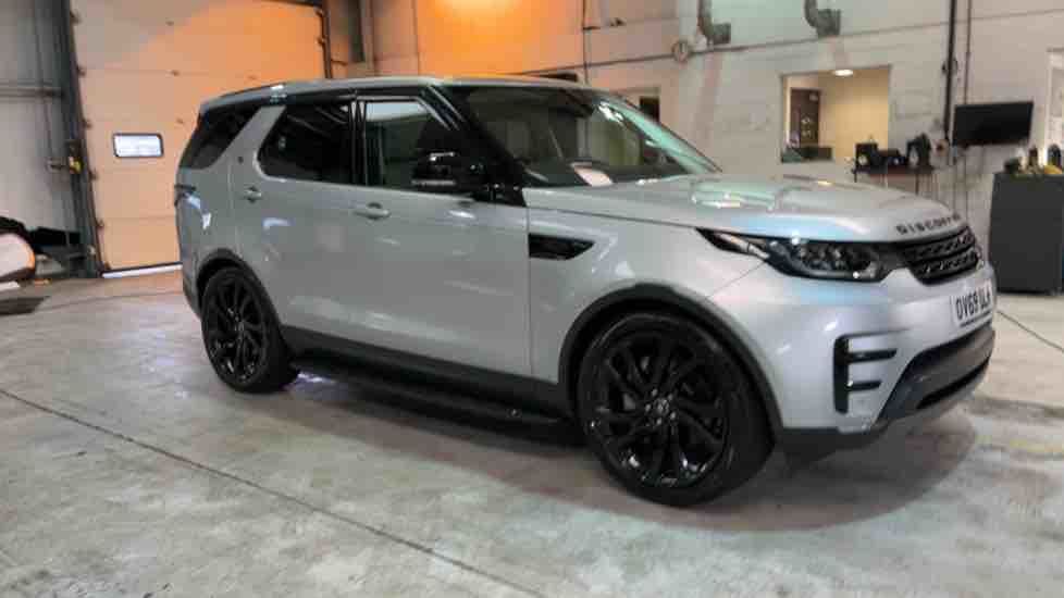 More views of Land Rover Discovery