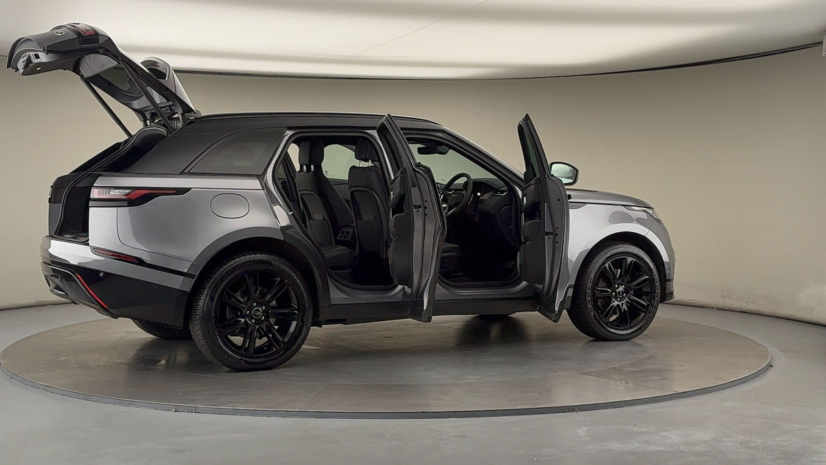 More views of Land Rover Range Rover Velar