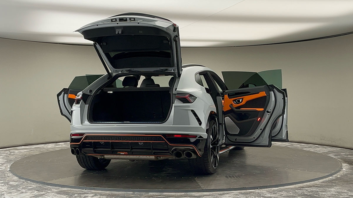 More views of Lamborghini Urus