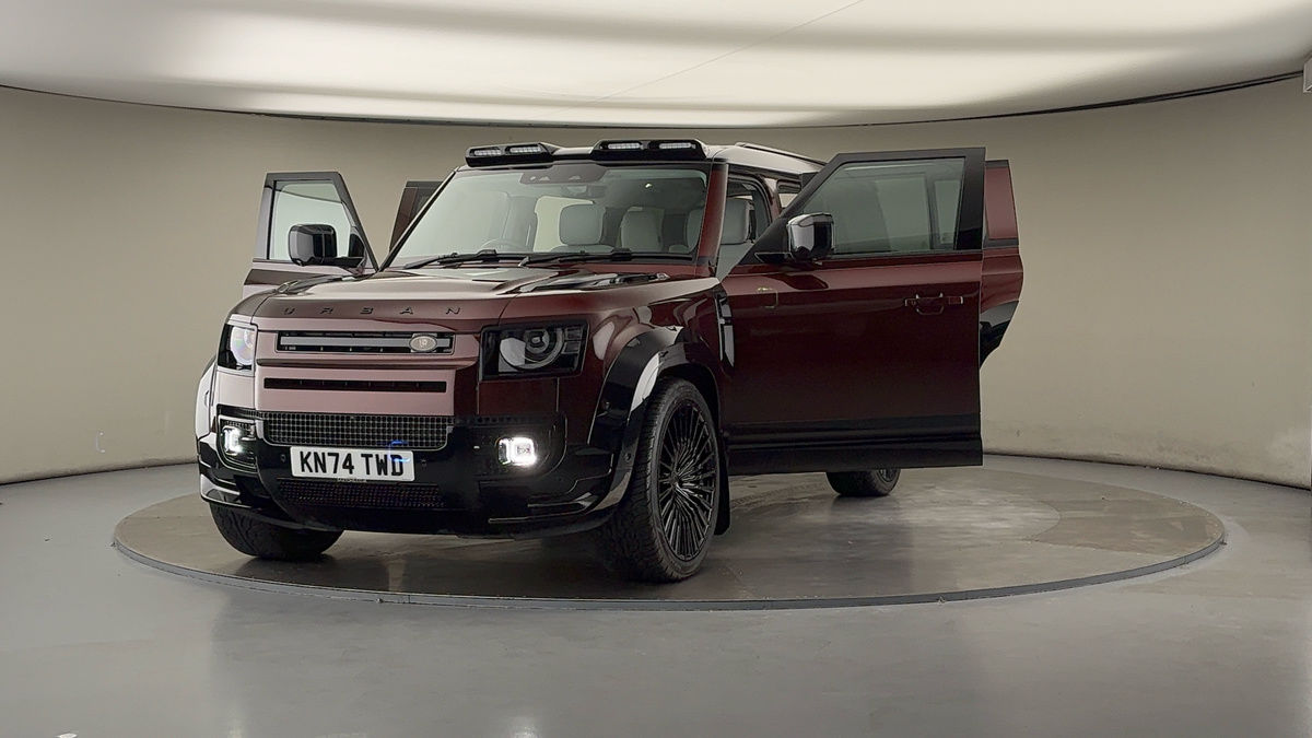 More views of Land Rover Defender 130