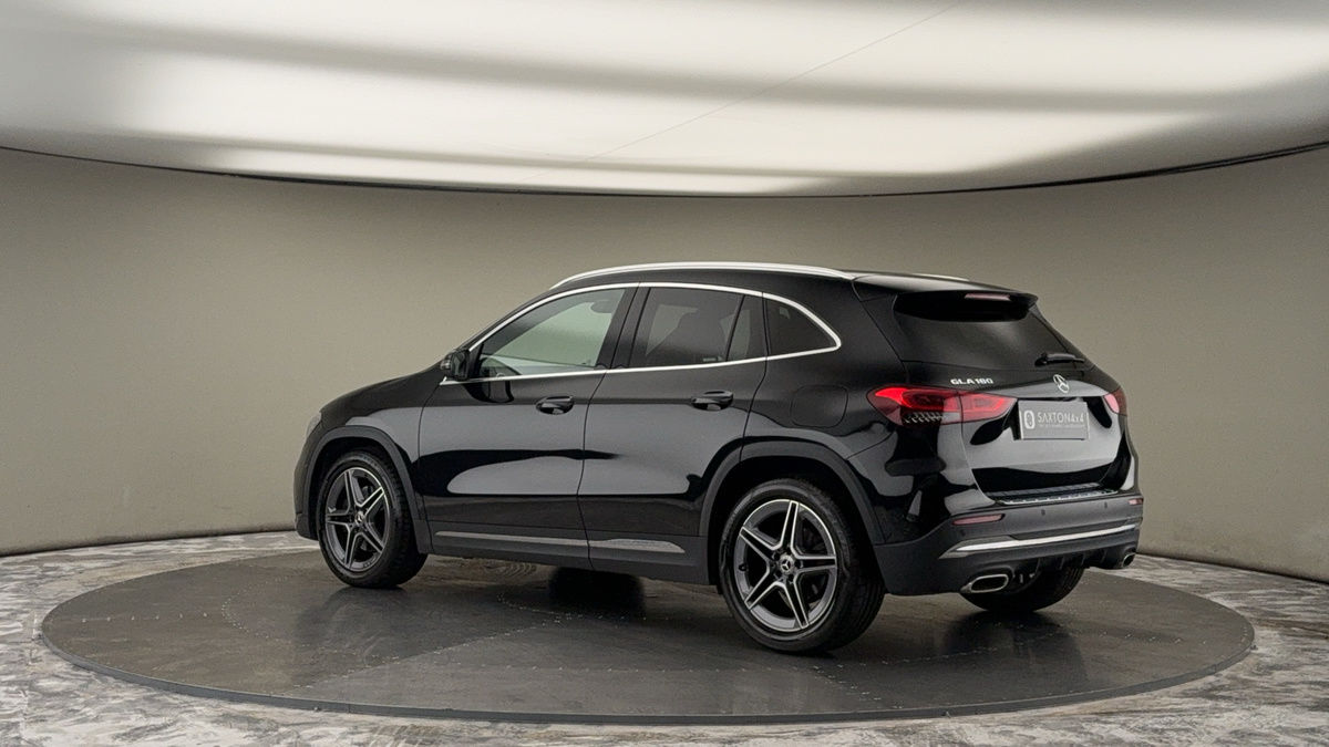 More views of Mercedes-Benz GLA