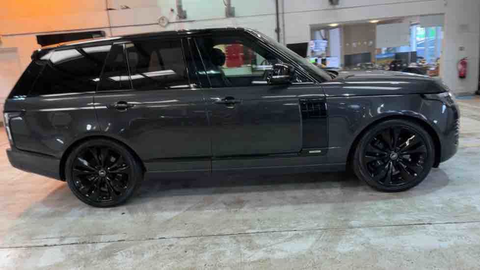 More views of Land Rover Range Rover