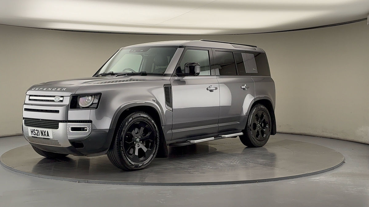 Land Rover Defender 110 Image 20