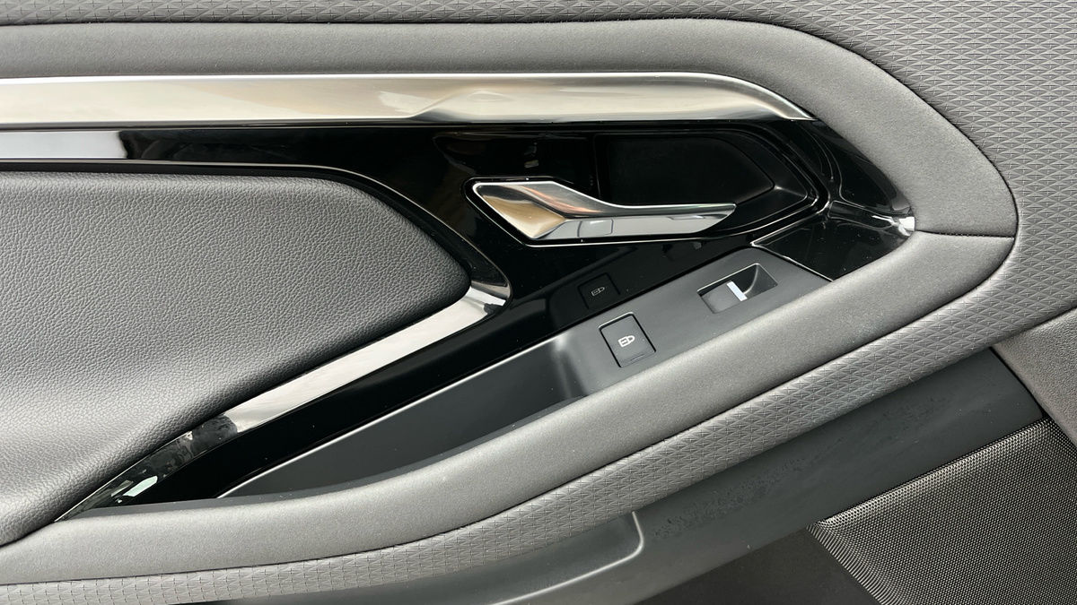 Land Rover Range Rover Evoque Image 19