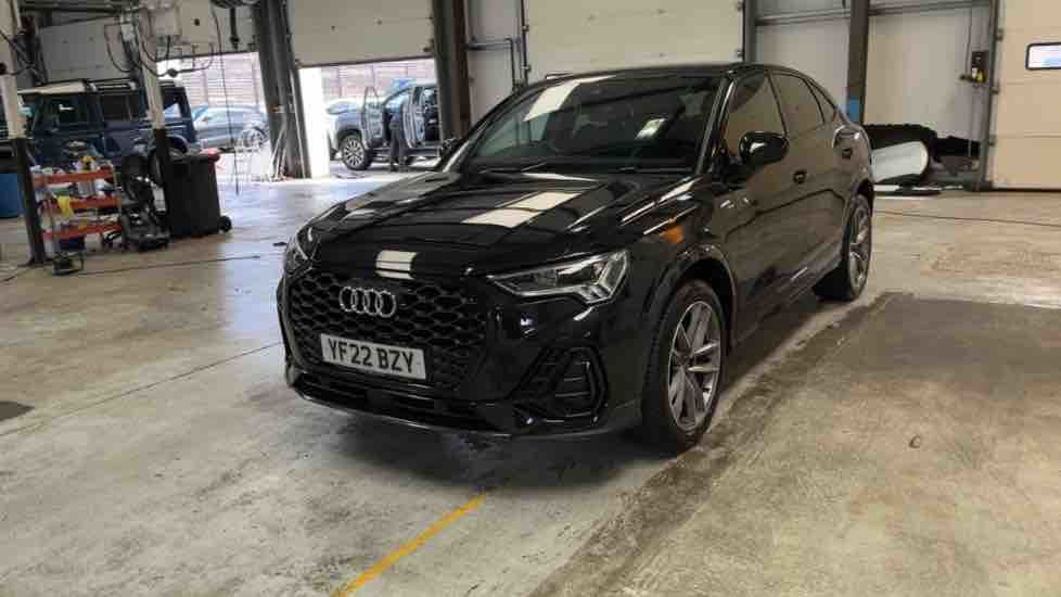 More views of Audi Q3