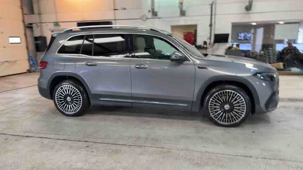 More views of Mercedes-Benz EQB