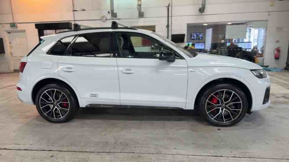 More views of Audi Q5