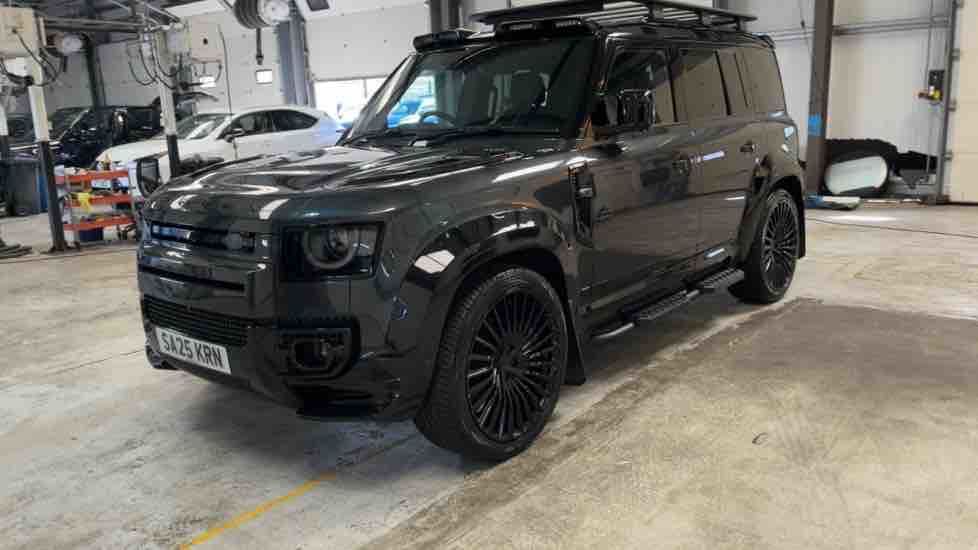 More views of Land Rover Defender 110