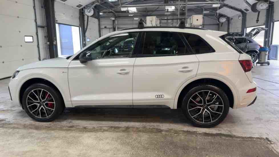 More views of Audi Q5