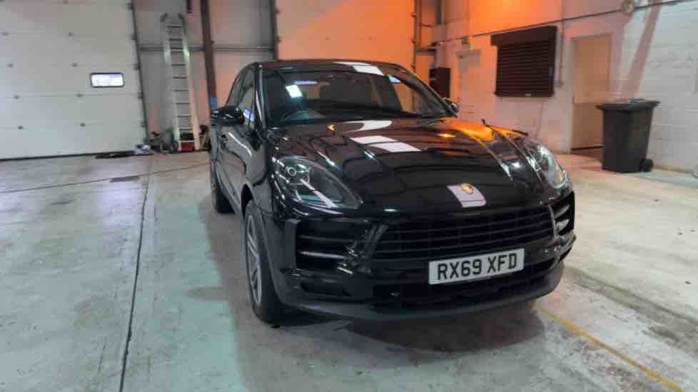More views of Porsche Macan