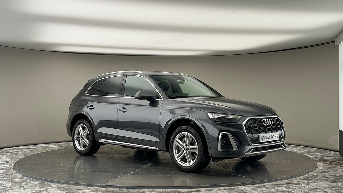 More views of Audi Q5