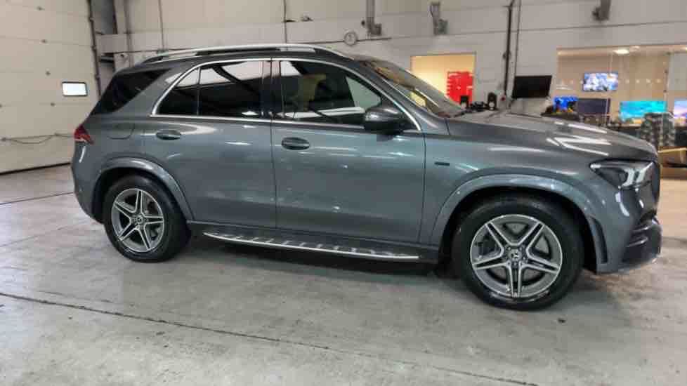 More views of Mercedes-Benz GLE