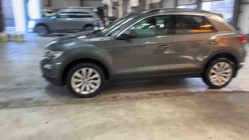 More views of Volkswagen T-Roc