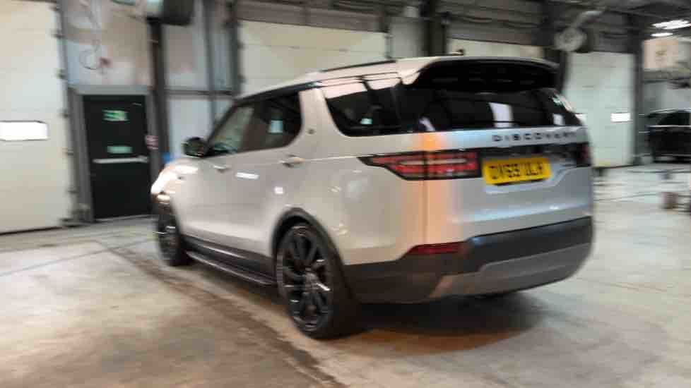 More views of Land Rover Discovery